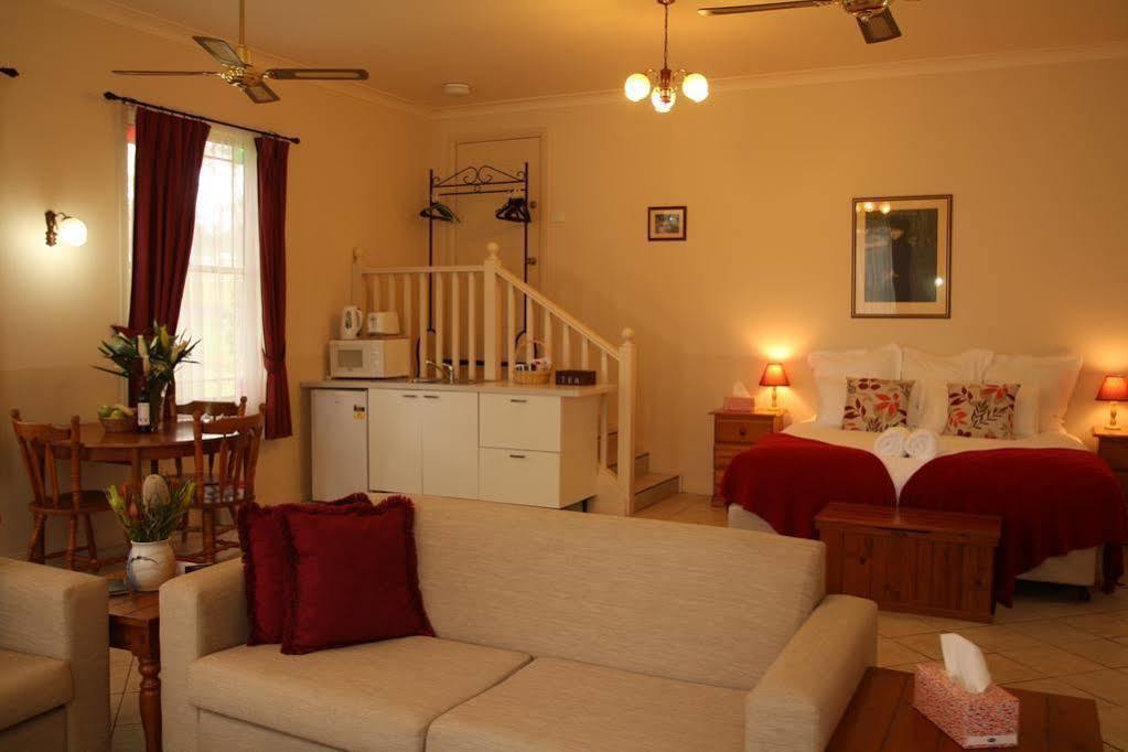 Mccaffrey's Estate Guest house *